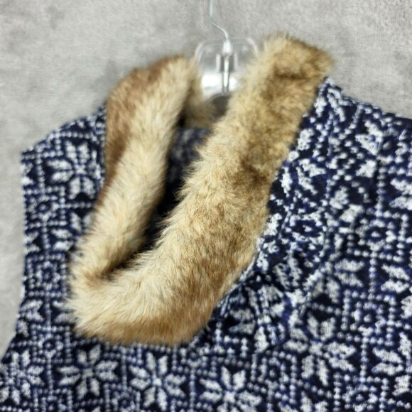Talbots Hooded Vest 2X Blue White Snowflake Fair Isle Pockets Faux Fur Cozy Zip - Picture 8 of 10